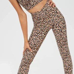 OFFLINE By Aerie Real Me High Waisted Crossover Leopard Print Leggings